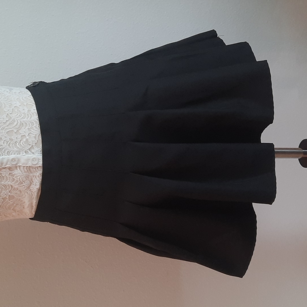 pleaded black skirt!🖤